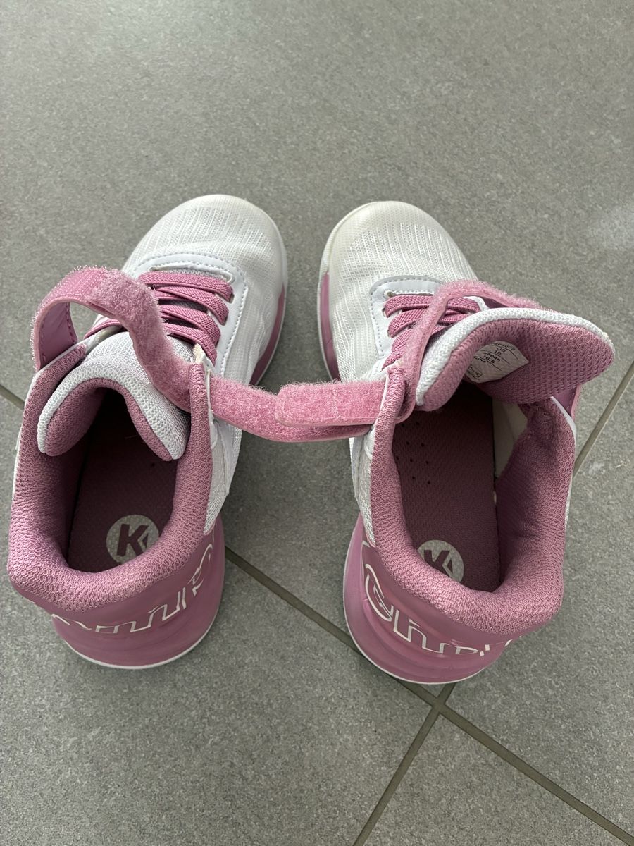 Scarpe per ragazze: Kempa Hallenschuhe Gr. 28 – Usato da Rohrbachgraben venduto da Silberkatze 4
