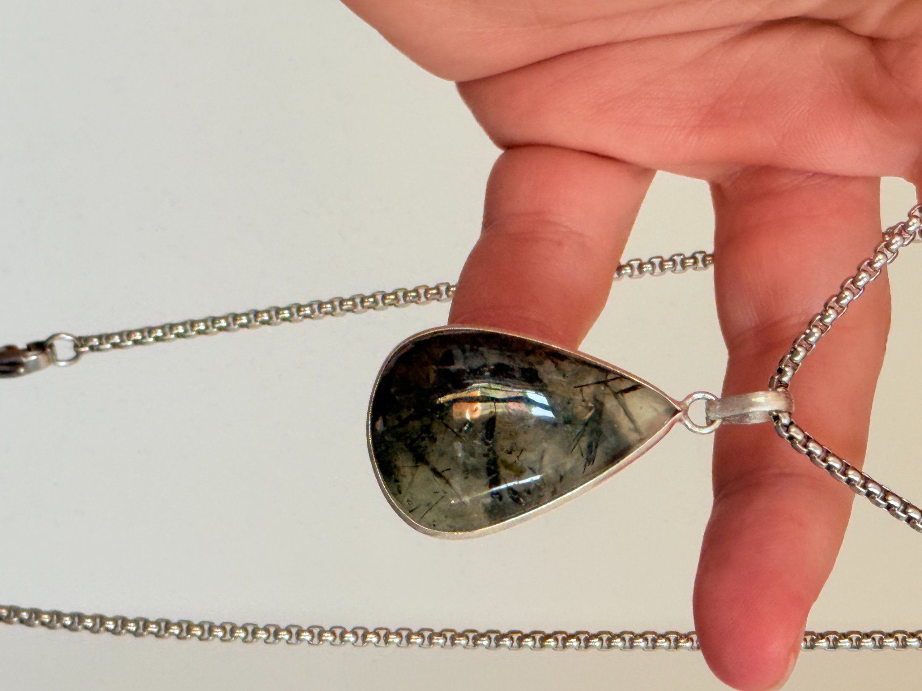 Colliers: Collier avec Labradorite – Neuf avec emballage d'origine à Genève par AWWA 5