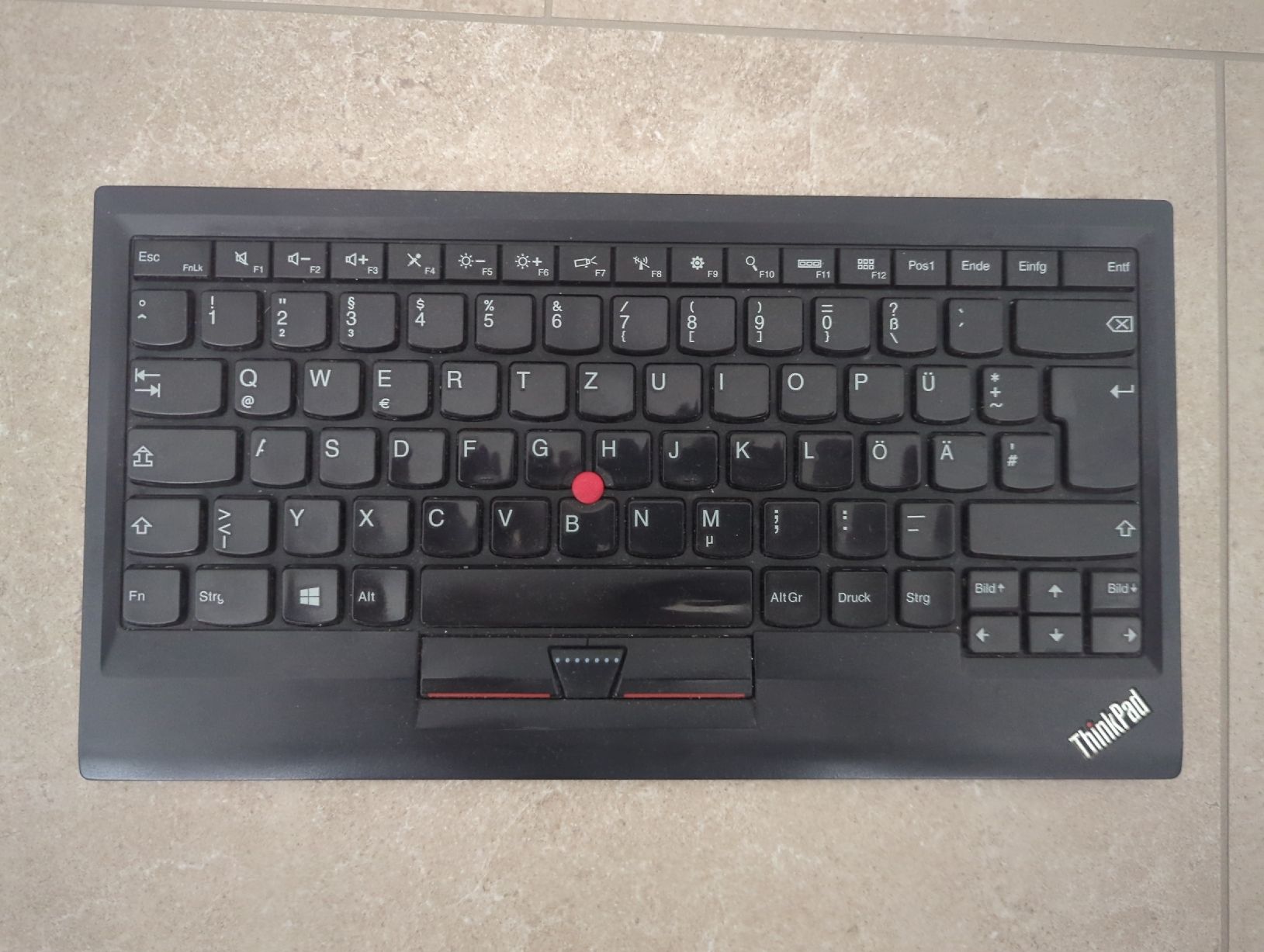 Lenovo Tastaturen: Lenovo Bluetooth Keyboard KT-1255 – Gebraucht aus Domat/Ems von krzydom