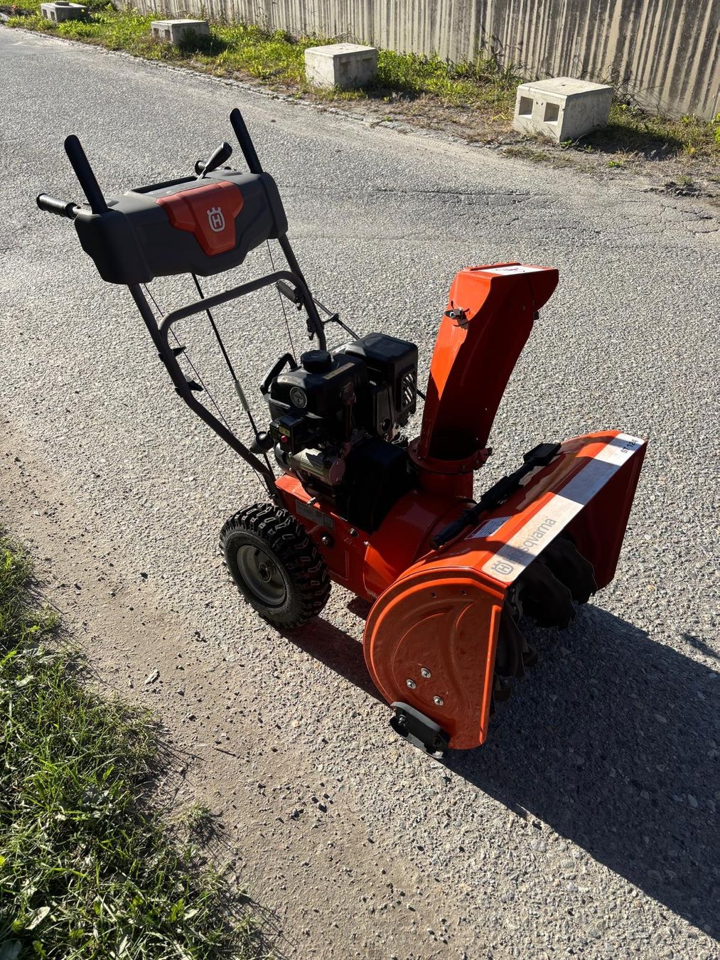 Husqvarna Sgombero neve: Schneefräse Husqvarna ST 124 – Usato da Grono venduto da laz_nx8q 6