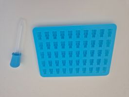 Gummibärli Silikon Form in blau mit Pipette