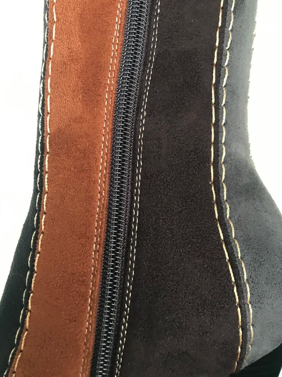 Scarpe da donna: Einzigartige Handgefertigte Lederstiefel – Nuovo e nell'imballaggio originale da Ermenswil venduto da YanaB 7