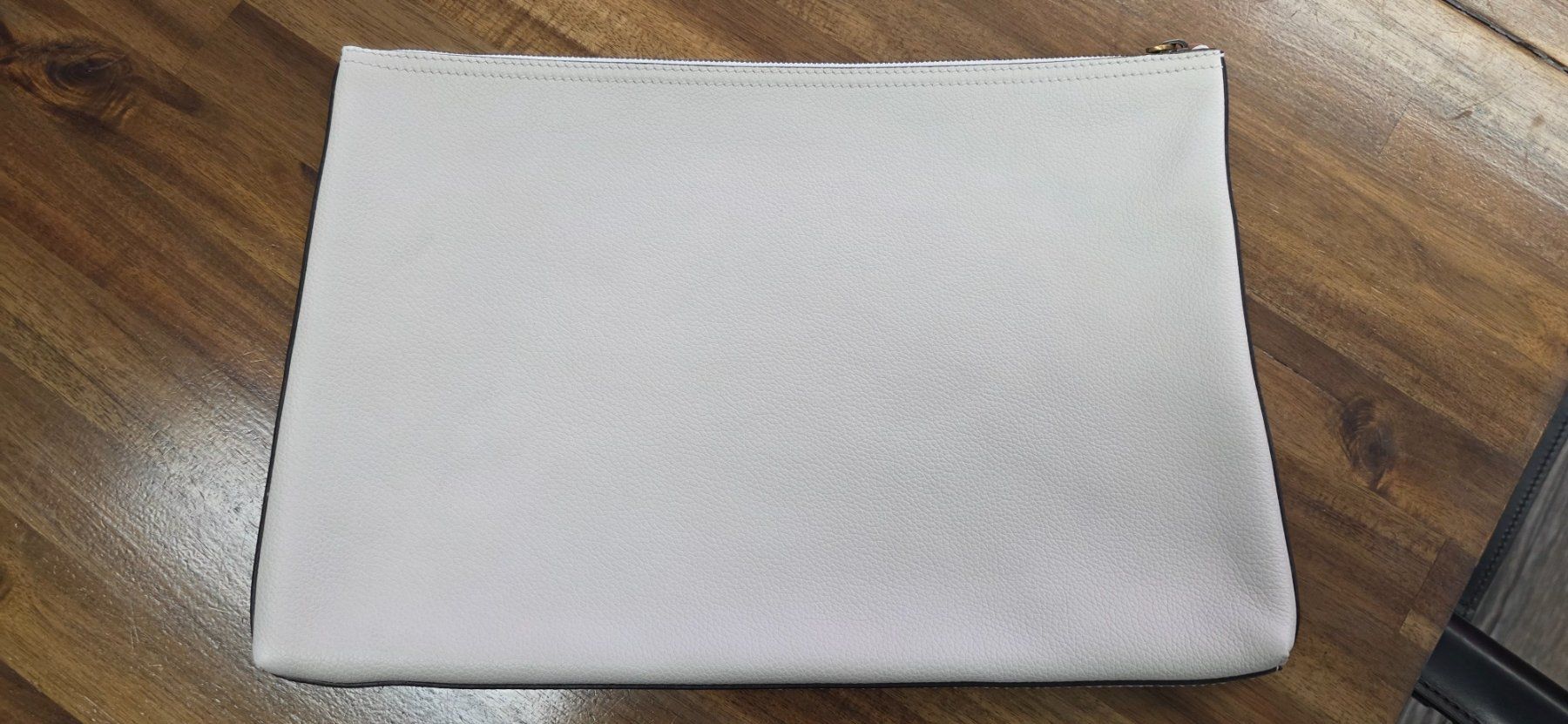 Gucci Borse: Gucci Ophidia White Leather Logo Pouch mit Webstreifen – Nuovo (secondo la descrizione) da Biel/Bienne venduto da Popoff1 2