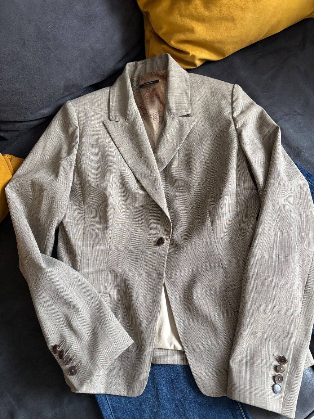 Jacken: ELIE TAHARI Blazer neuwertig – Neu (gemäss Beschreibung) aus Merishausen von yourdream 3