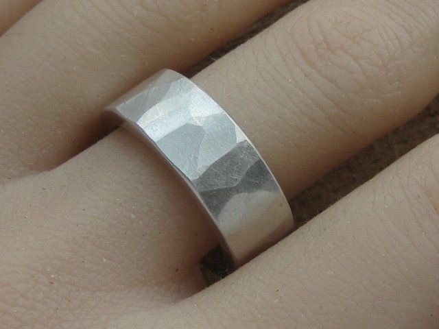 Anelli: breiter UNIKAT Ring Silber 999 Hammerschlag / Gr. 59 – Nuovo (secondo la descrizione) da Ermatingen venduto da Decovin 2