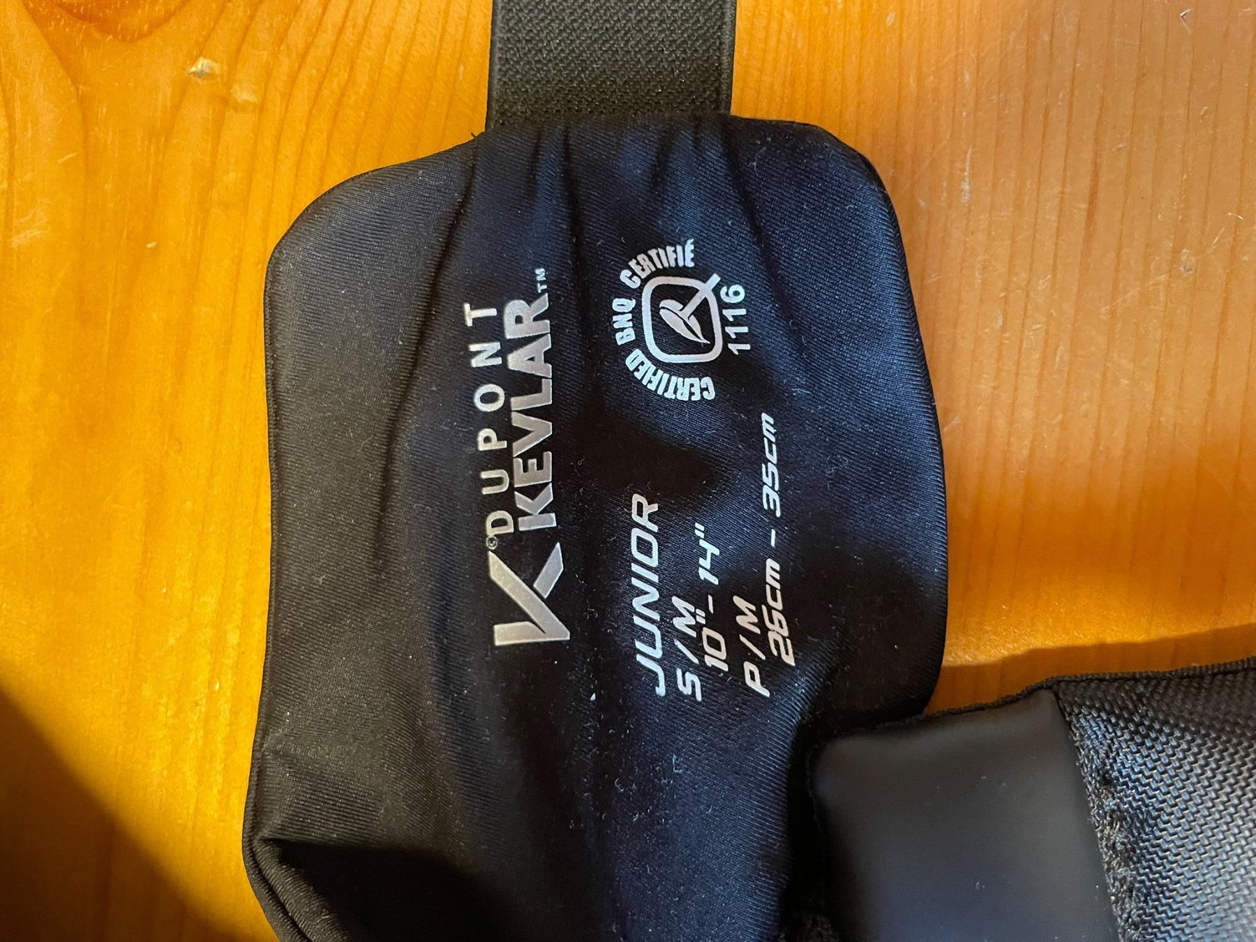 Bauer Schutz & Schoner: Goalie Halsschutz Bauer Junior S/M – Gebraucht aus Oeschenbach von mondmilch 1