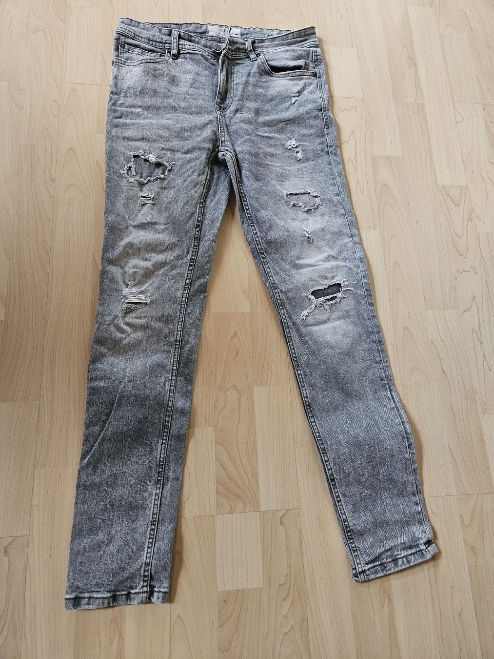 Lotti & Set di vestiti: Kleiderpaket Gr.134/140 – Usato da Oberkulm venduto da Preneur 4