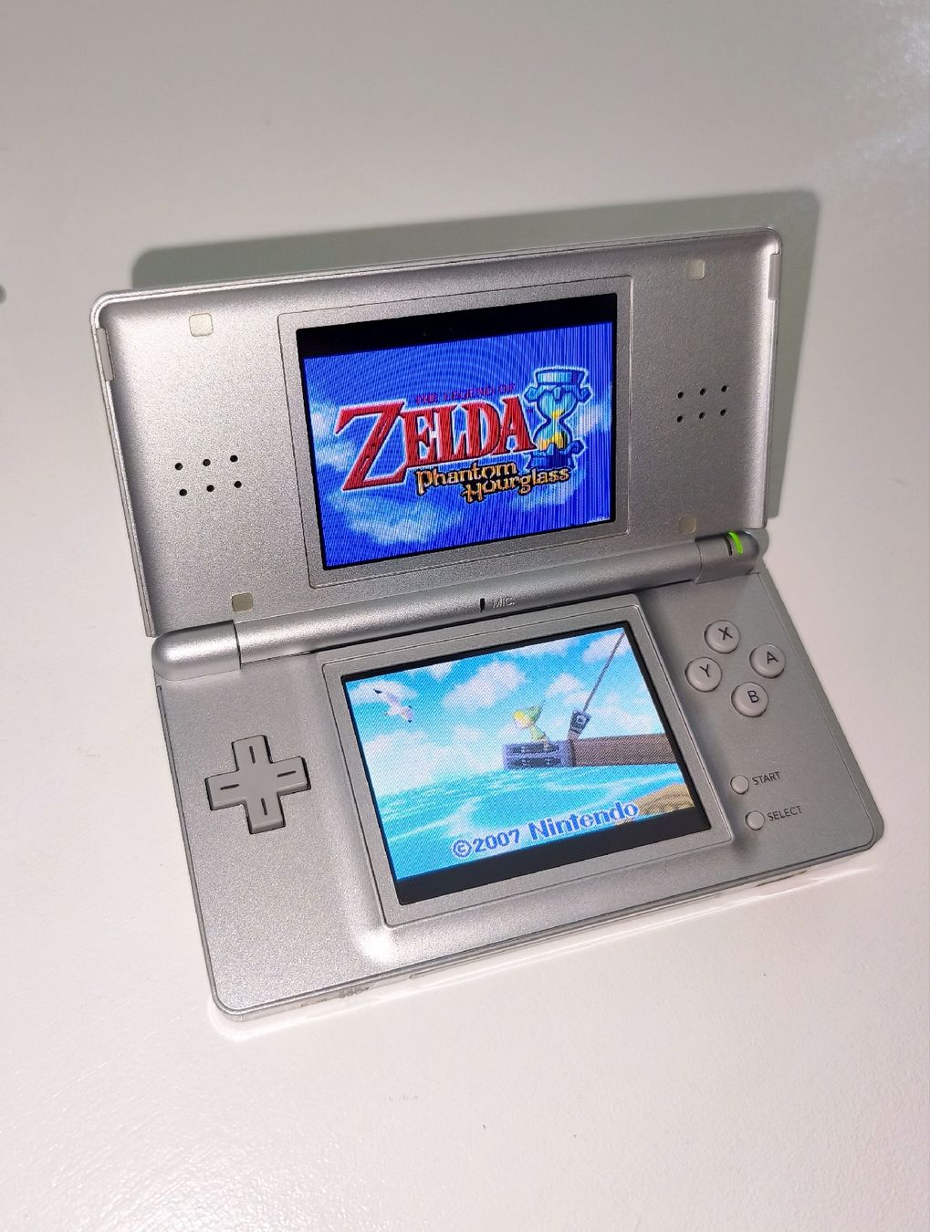 Nintendo Console: Nintendo DS Lite argento con caricatore e pennino – Usato da Sevelen venduto da dun_vs7w