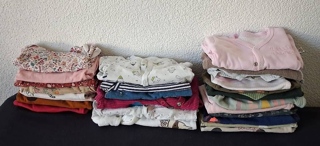 Lotti & Set di vestiti: Kleidung Mädchen Grösse 50/56 – Usato da Niederbüren venduto da lis_b2k2 1