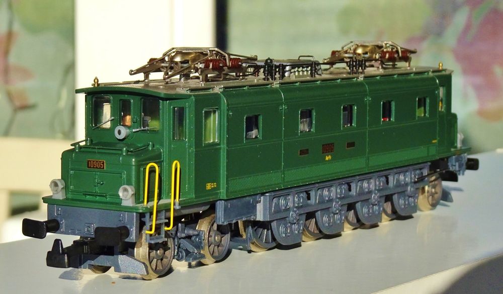 SBB Ae 4/7 von HAG in Wechselstrom Kaufen auf Ricardo