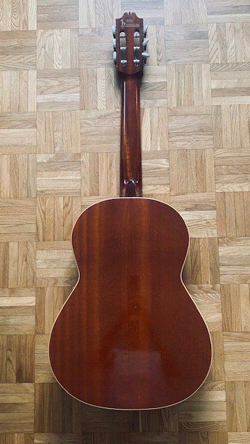 Strumenti musicali: Schöne Spanische Schülergitarre – Usato da Basel venduto da Berlinofx 1