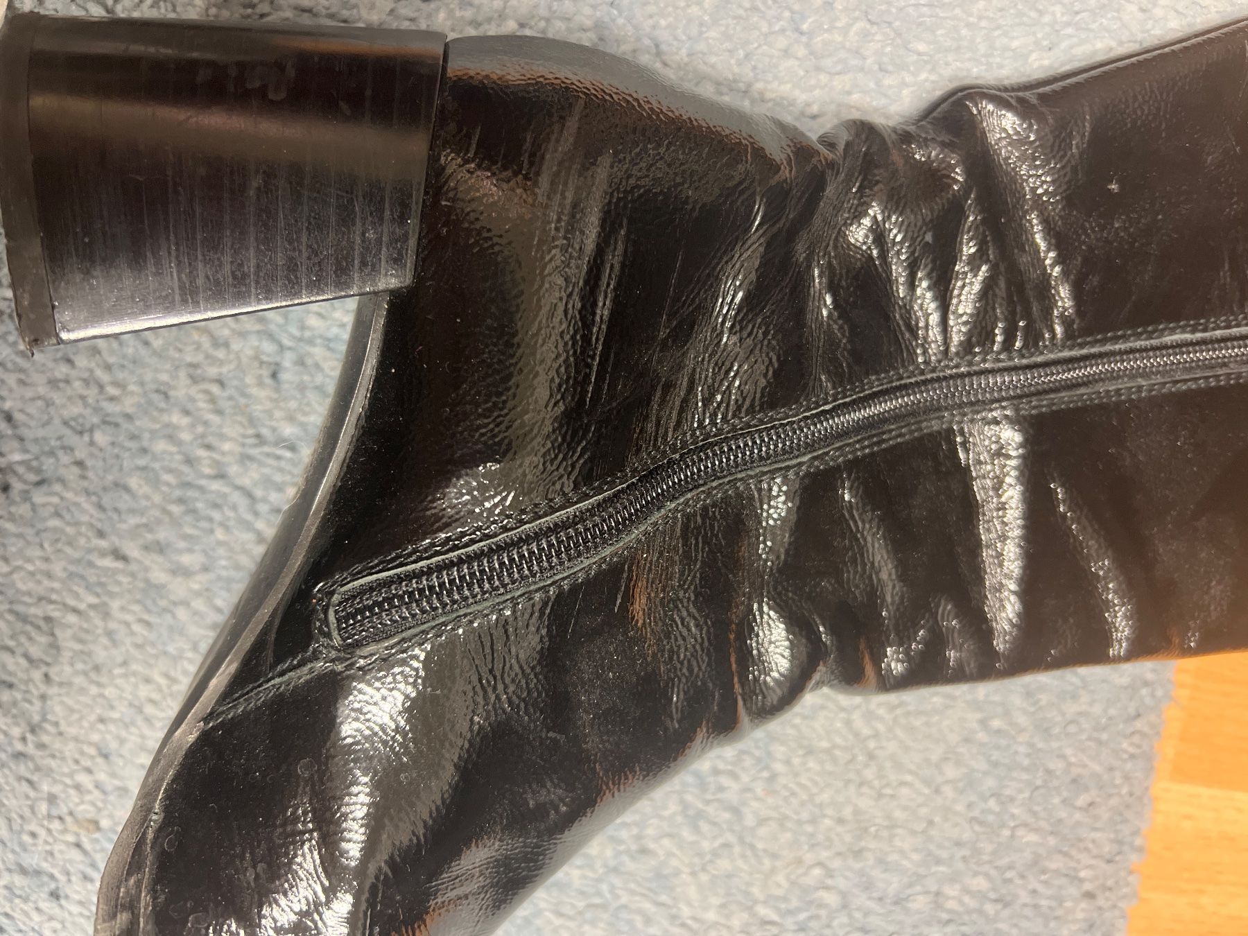Scarpe da donna: Schwarze Lack Stiefel – Usato da Dübendorf venduto da isa_xrt6 5