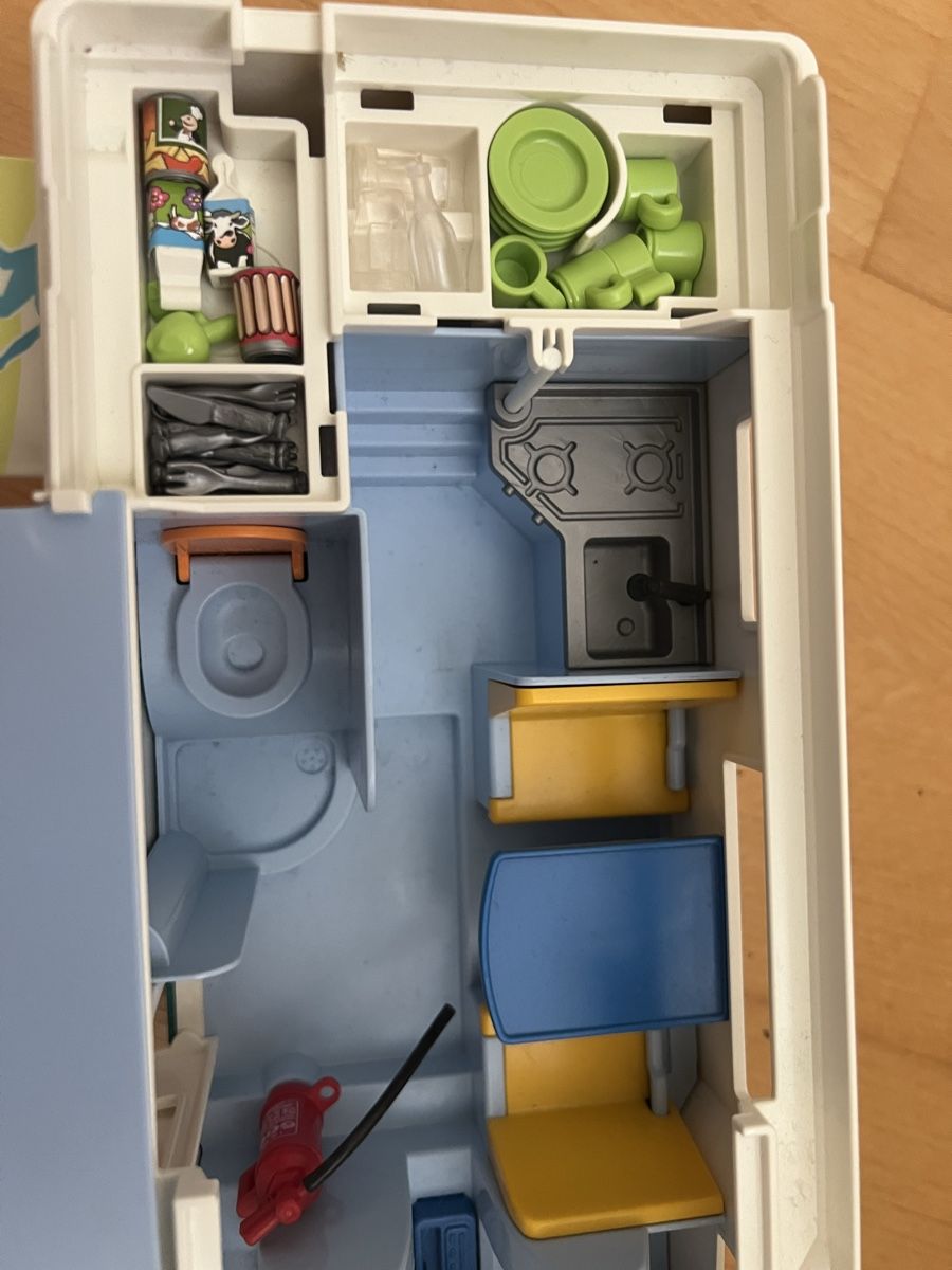 Playmobil Spielzeuge: Play mobile camping car – Gebraucht aus La Tour-de-Peilz von zazen33 3