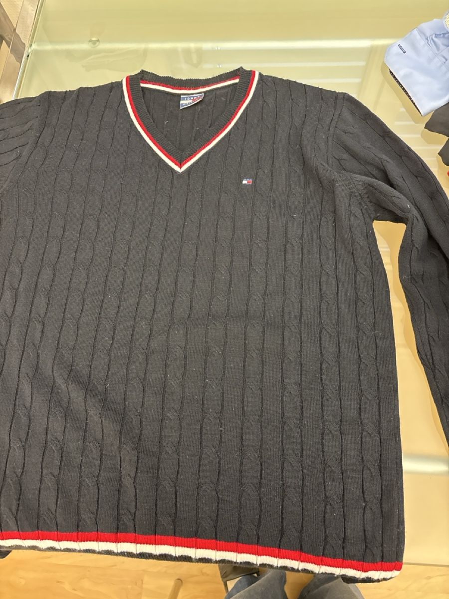 Tommy Hilfiger Maglioni & Felpe: Thommy Hilfiger Pulli Gr. M schwarz – Nuovo (secondo la descrizione) da Kaltbrunn venduto da Modern