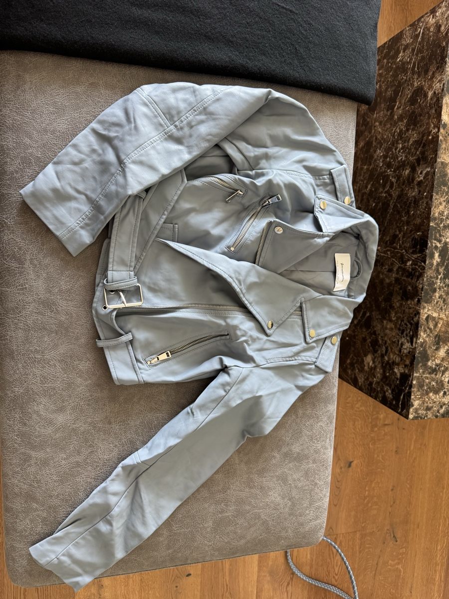 Stradivarius Giacche: Stradivarius Lederjacke Babyblau XS – Usato da Balgach venduto da fad_jb55