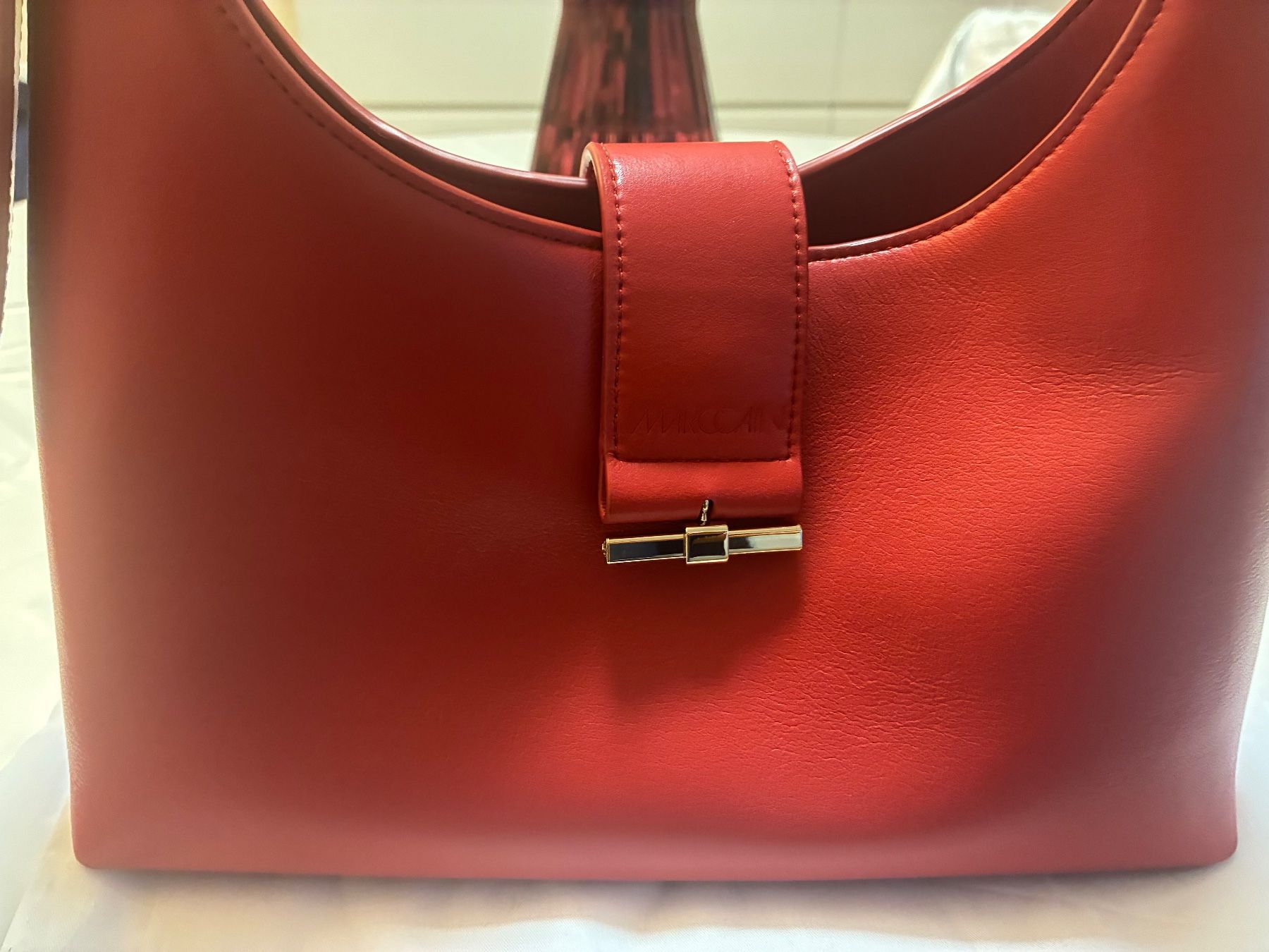 Marc Cain Taschen für Damen: Borsa a spalla rossa MARC CAIN – Gebraucht aus Zürich von fra_8fn2 1