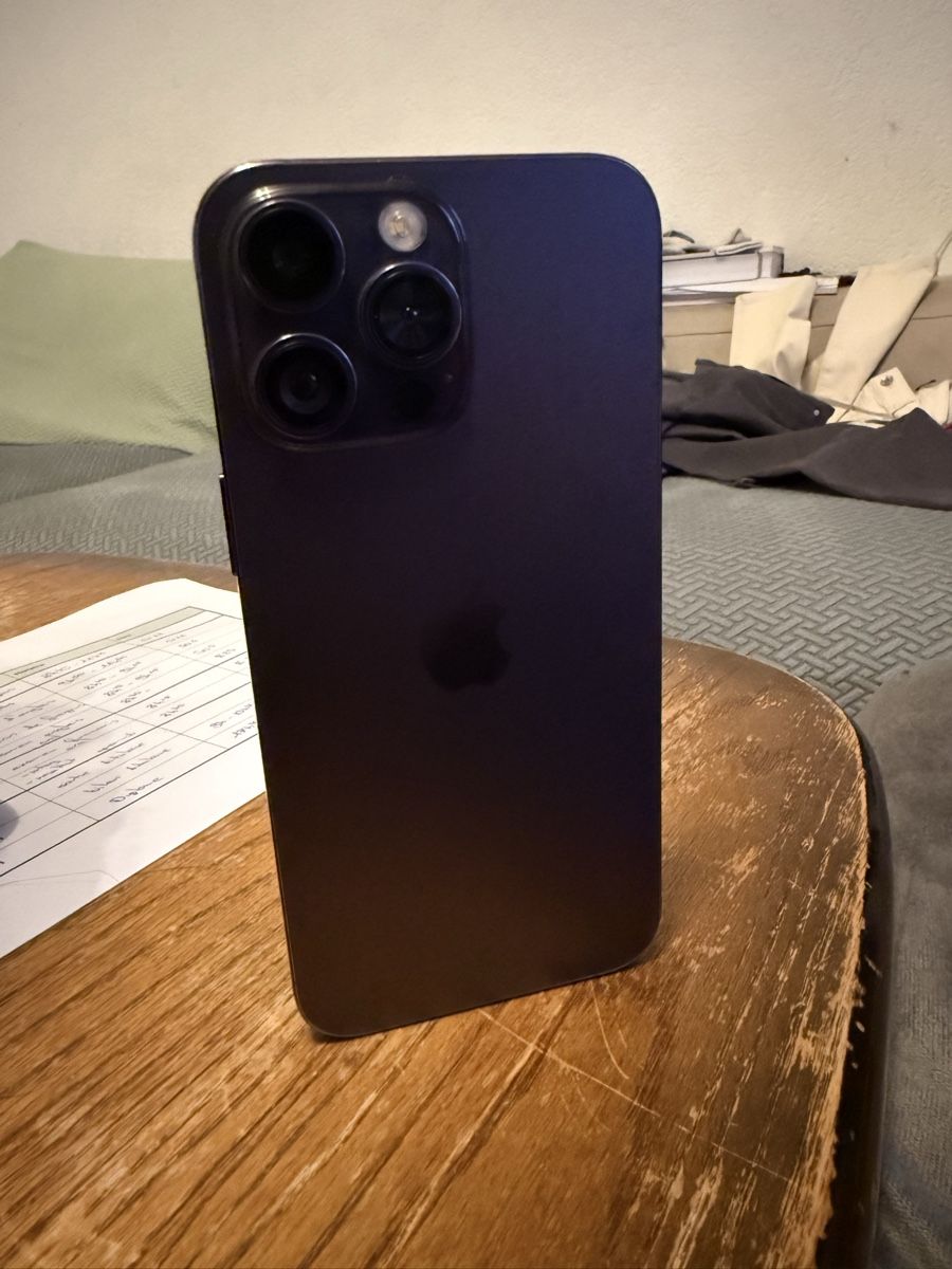 Telefone: iphone 14 pro max – Neu und originalverpackt aus Sion von sou_b5l2