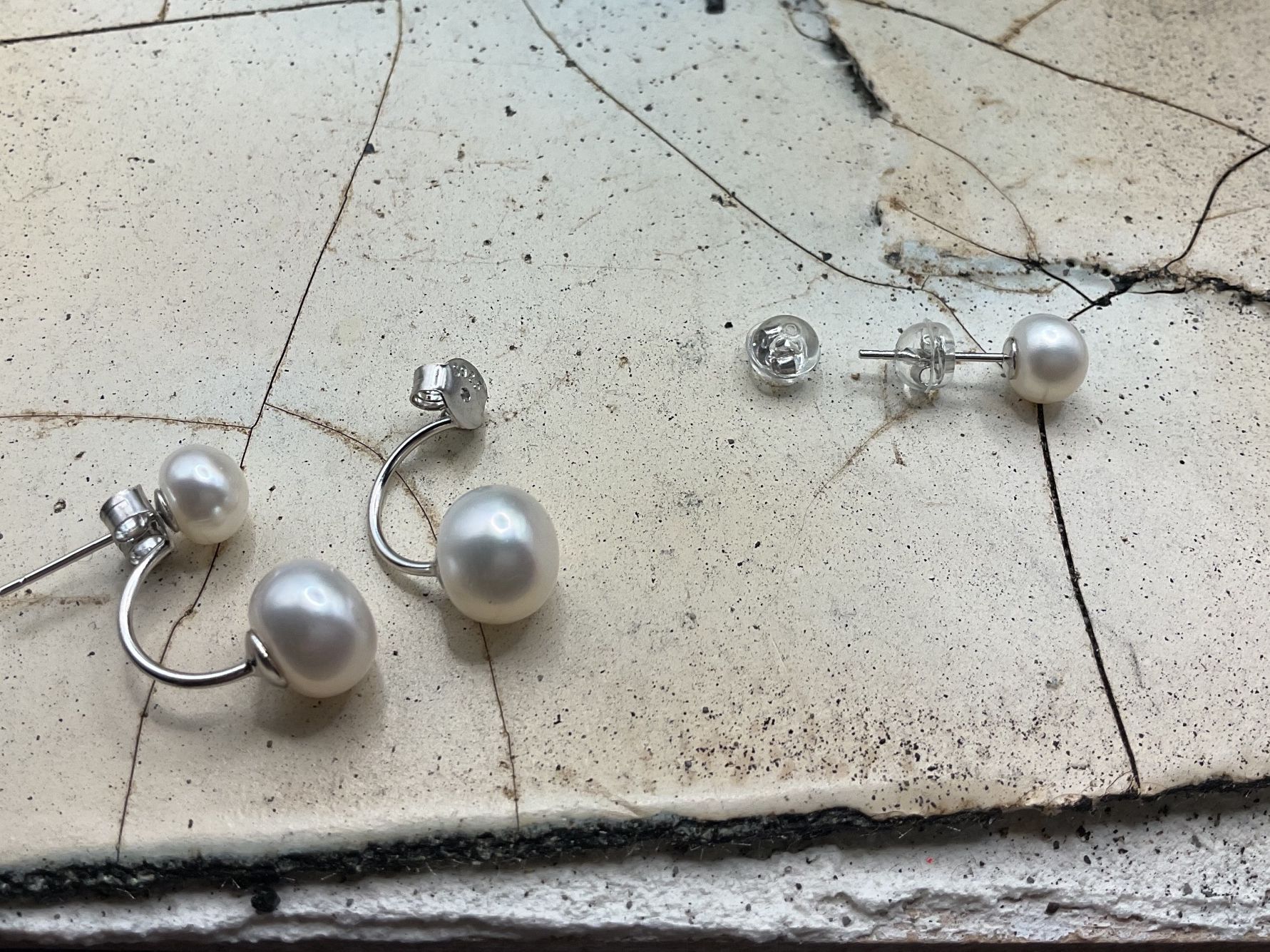 Orecchini pendenti & Orecchini a lobo: Perlen Ohrstecker mit Sterlingsilber – Nuovo (secondo la descrizione) da luzern venduto da Alpendorf1 2