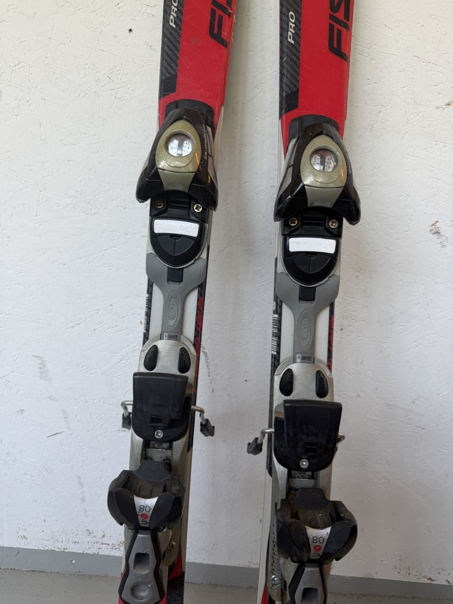 Fischer Sci: Fischer  kinderski 118cm – Usato da Murten venduto da Ski-Outlet 2