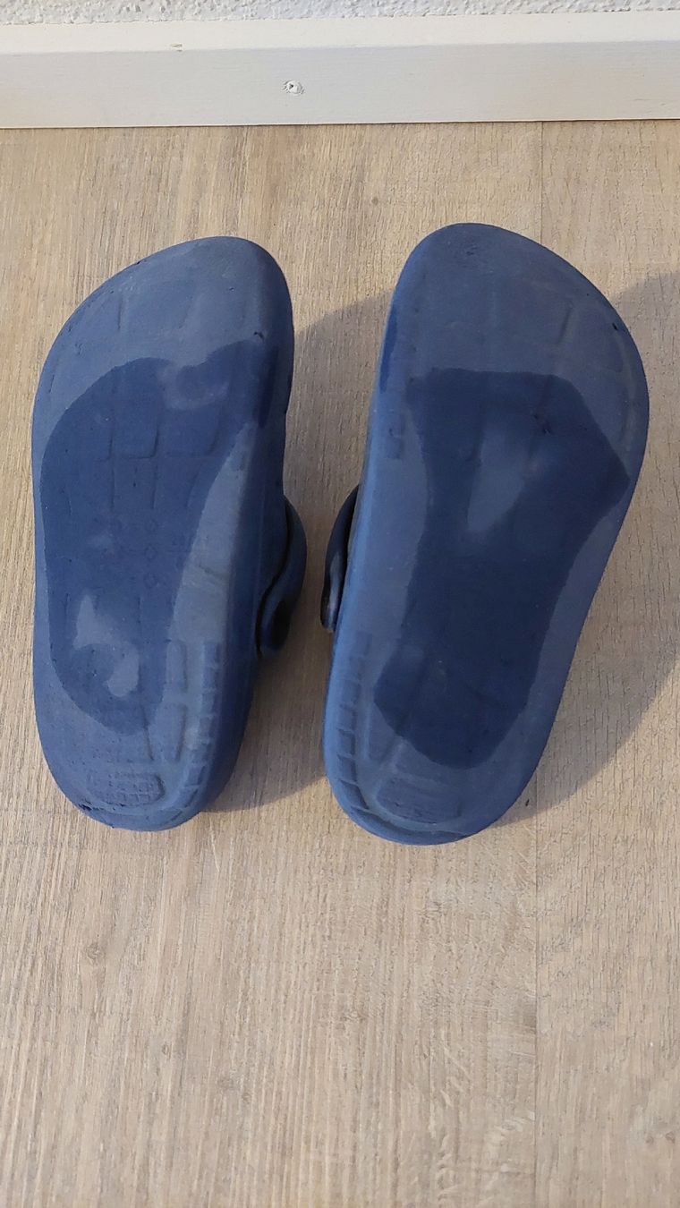 Scarpe per ragazzi: Schuhpaket für Junge – Usato da Egolzwil venduto da mobiledeluxe 5