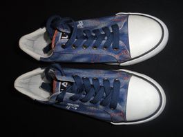 FILA SCHUH GR. 39 ***