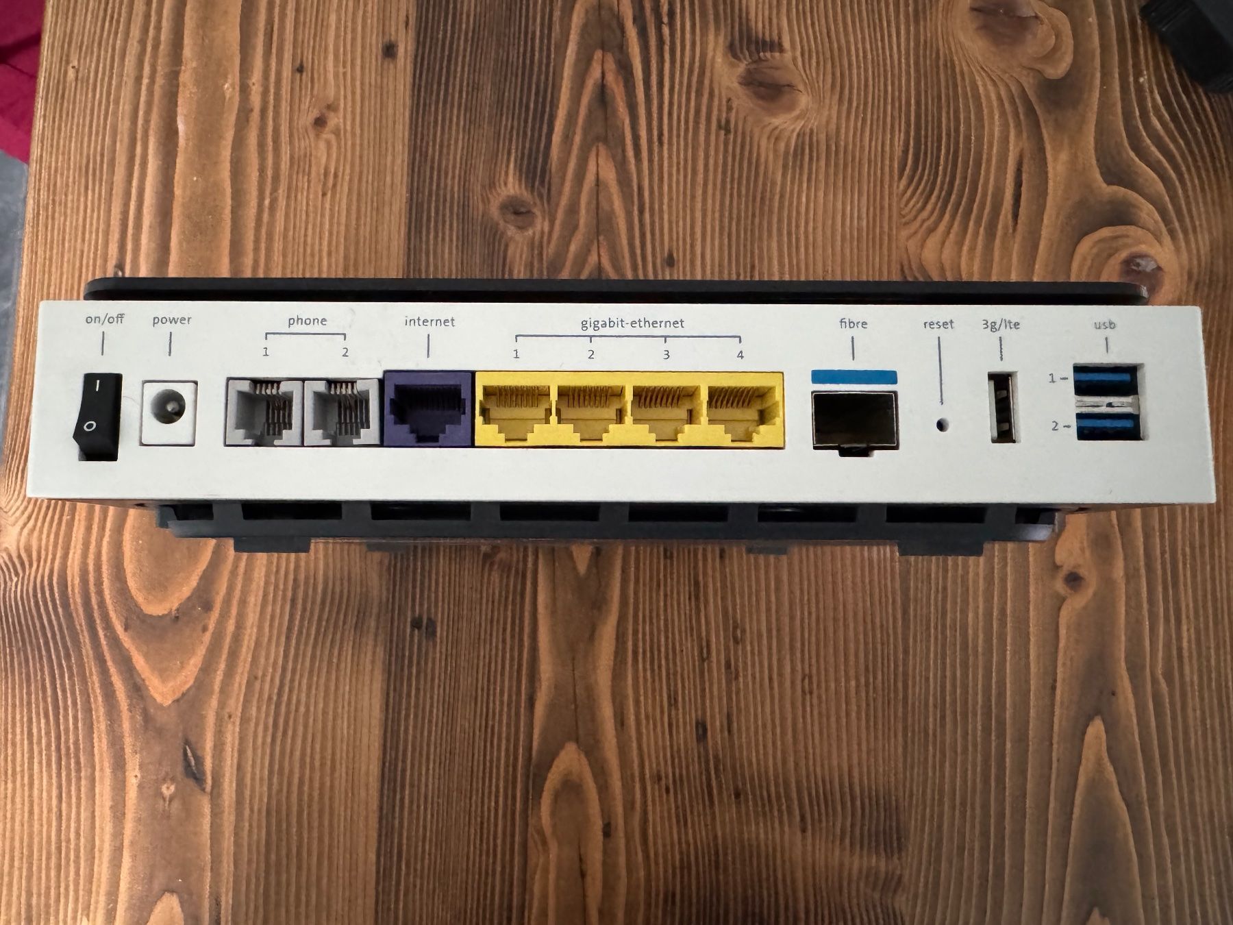 Swisscom Modem & Router: Swisscom Internet-Box IP, Modell SGA441SW – Usato da Arisdorf venduto da imbeck 2