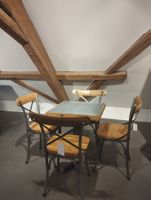 Bistrotisch mit 4 Stühlen, recyclet Takholz