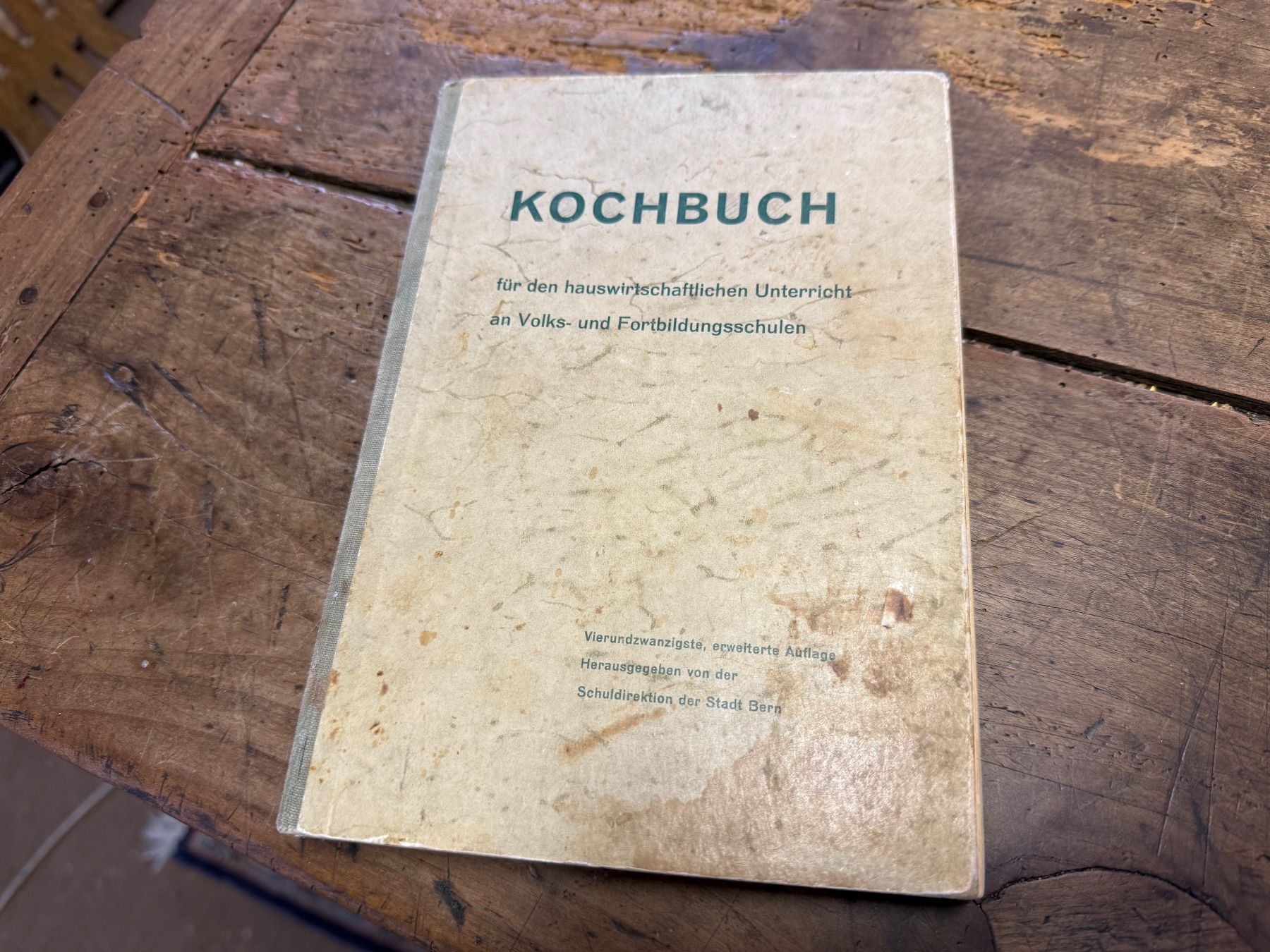 Bücher: Altes Berner KOCHBUCH 1954 – Gebraucht aus Bern von Jwpm66