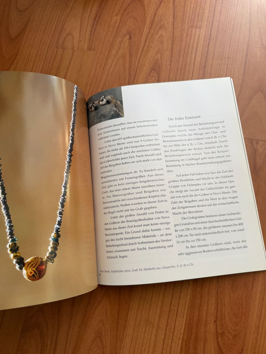 Bücher: Buch Bernstein- und Glasschmuck – Neu (gemäss Beschreibung) aus Wängi von squirrelwoman 1