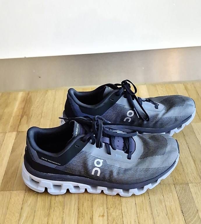 Damenschuhe: On Cloudflow 38.5 – Gebraucht aus Dielsdorf von Patricia_Wirz