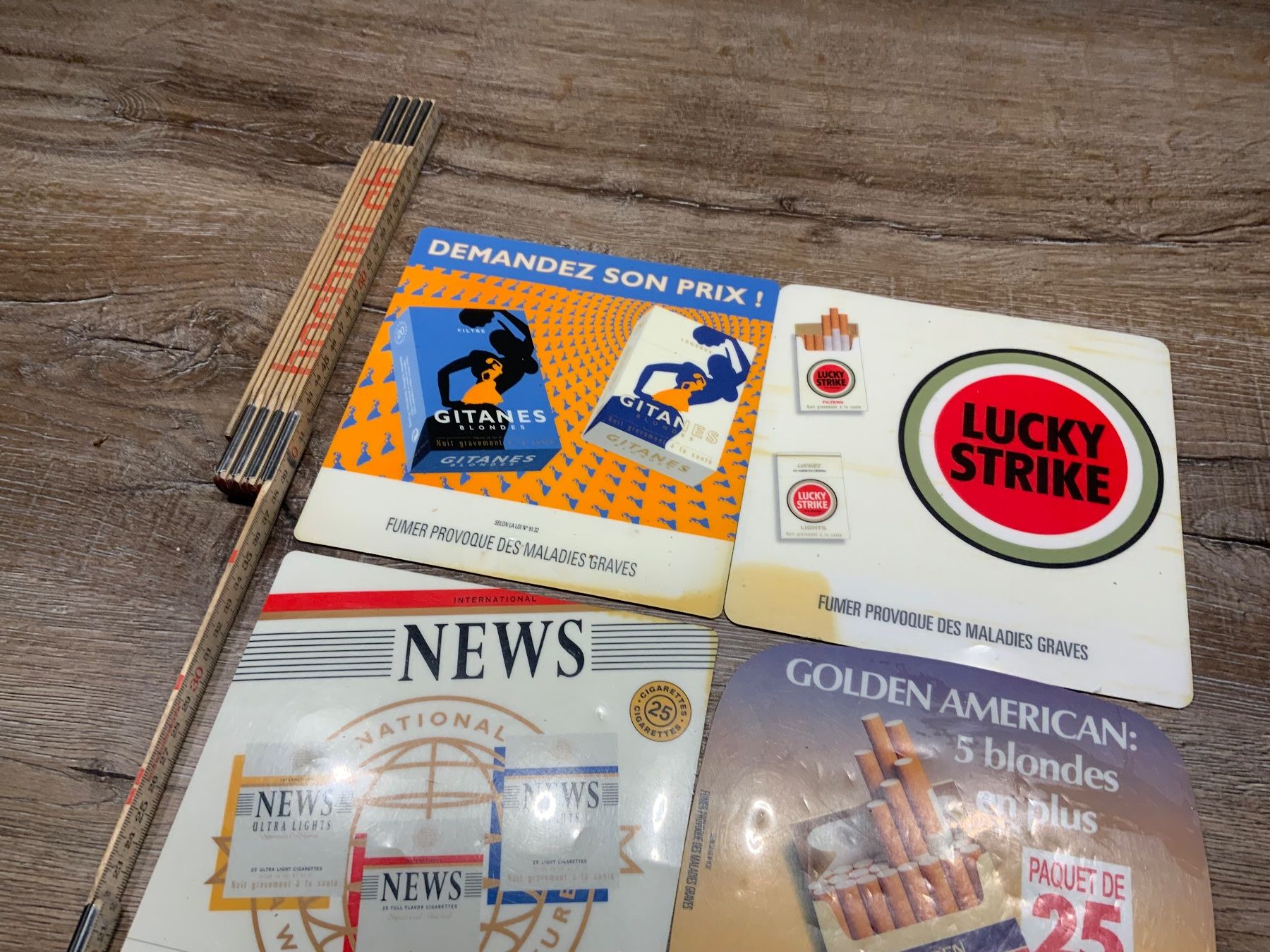 Tappetini per mouse: Vintage Mausmatte  Sammlung: Gitanes, Lucky Strike u.a. – Usato da Willisau venduto da Minali 5