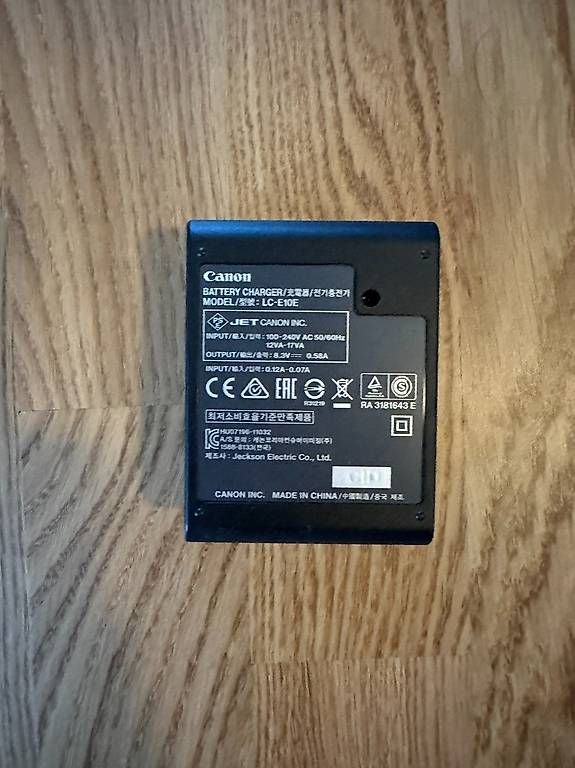 Canon Sonstiges Zubehör: Canon Lc-E10e – Gebraucht aus Kriens von SupiDupiDeal 1