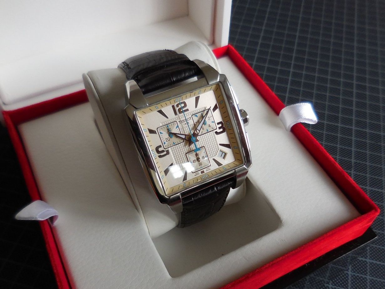 Tissot Orologi: TISSOT Uhr Quadrato – Nuovo (secondo la descrizione) da Waldstatt venduto da 37bernhard79 1