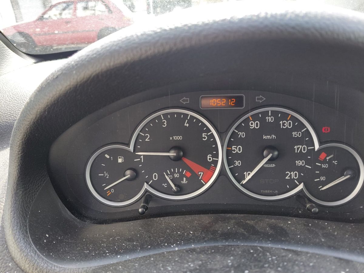 Peugeot Autos: Peugeot 206 2.0 Cabrio – Gebraucht aus Amriswil von Bidi83 4