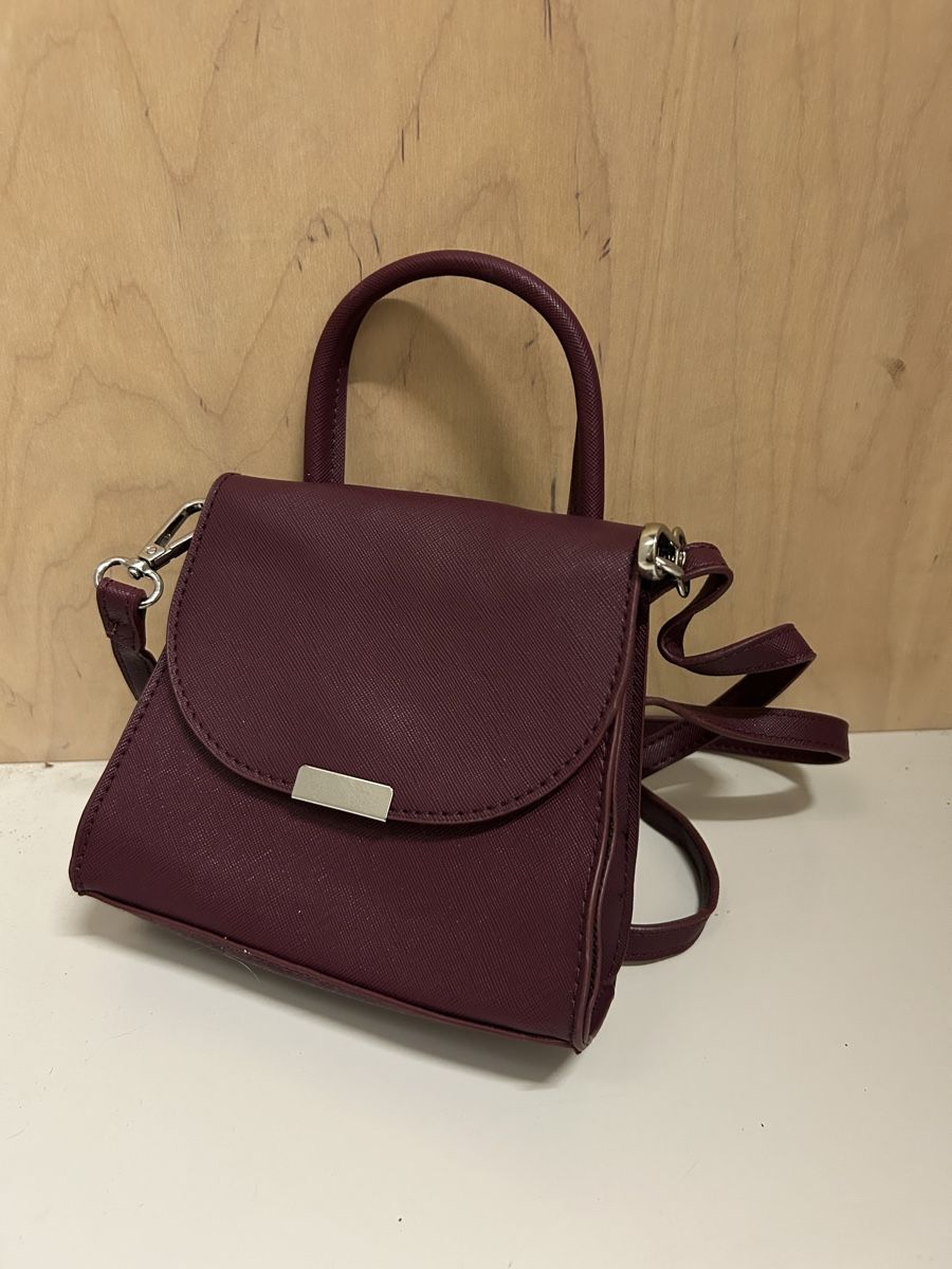 Taschen für Damen: kleine Handtasche – Neu (gemäss Beschreibung) aus Thun von ann_j9cx