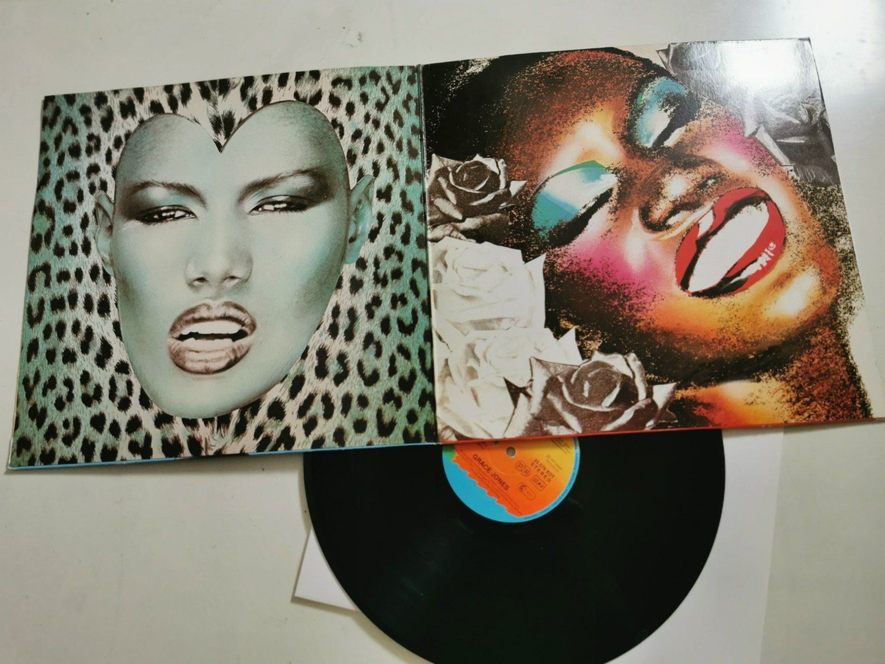 Dischi in vinile: GRACE JONES - PORTFOLIO – Usato da Grafenried venduto da House-of-Oldies 2
