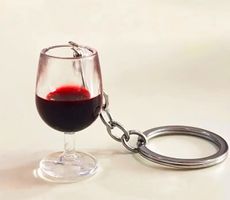 Schlüsselanhänger Wein Weinglas Natur Glücksbringer