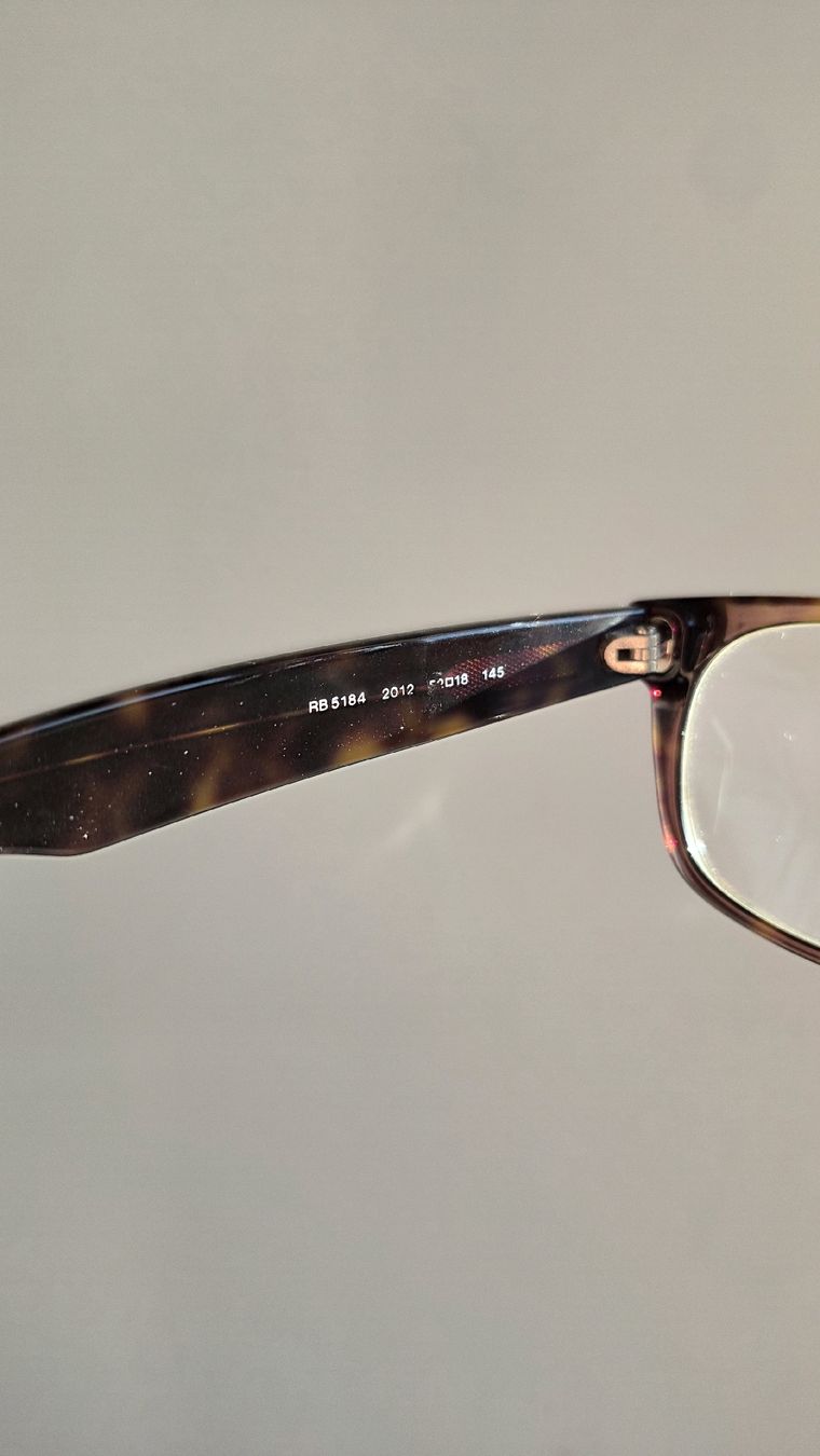 Ray-Ban Brillen & Gläser: Ray-Ban Wayfarer – Gebraucht aus Auvernier von Yncho 1