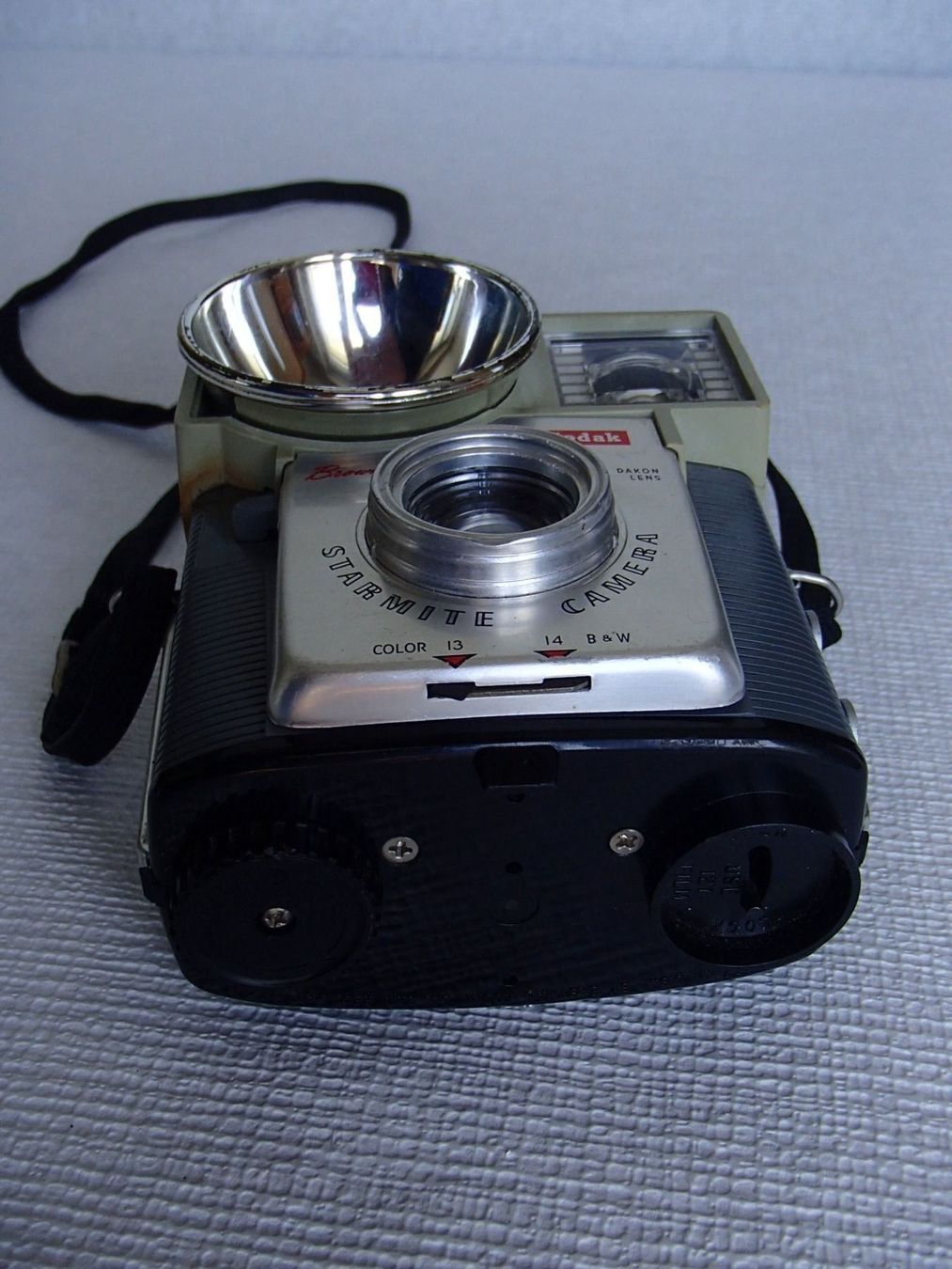 Kodak Fotocamera: VINTAGE KODAK STARMITE CAMERA MIT BLITZ – Usato da Schöfflisdorf venduto da pullux 3
