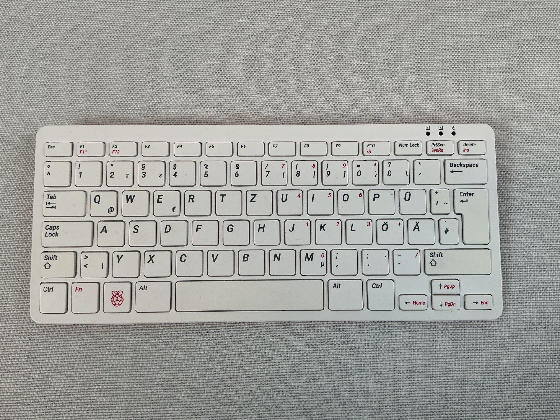 Raspberry Pi PCs: RASPBERRY PI 400 Tastatur mit Maus – Gebraucht aus Richterswil von Restwert_Richterswil 2