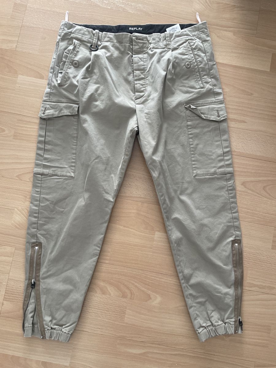 Replay Pantaloni: Pantaloni Replay Beige Uomo – Usato da Bellinzona venduto da remarema