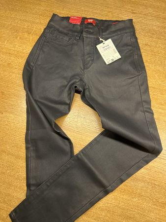 Esprit Hose beschichtet
