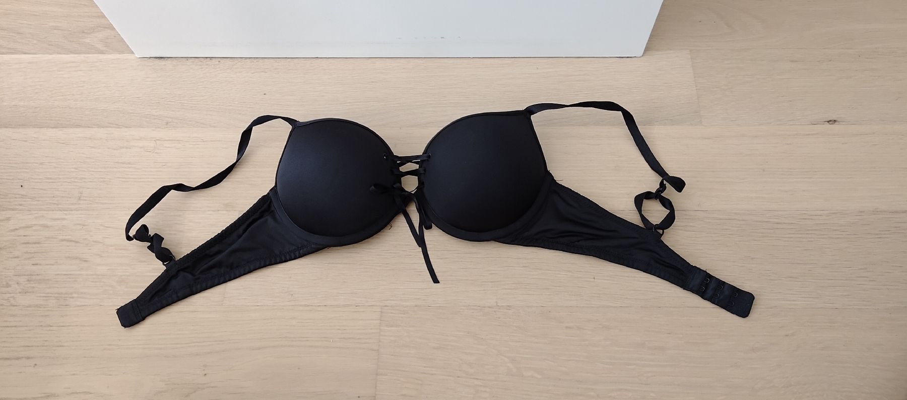 H&M Altra biancheria intima: Push up BH 75B von H&M – Usato da Schwerzenbach venduto da VityaCrafts