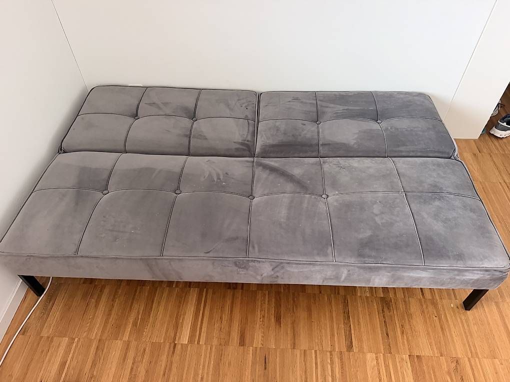 Sofas: Bettsofa Grau – Gebraucht aus Regensdorf von championofmystery 3