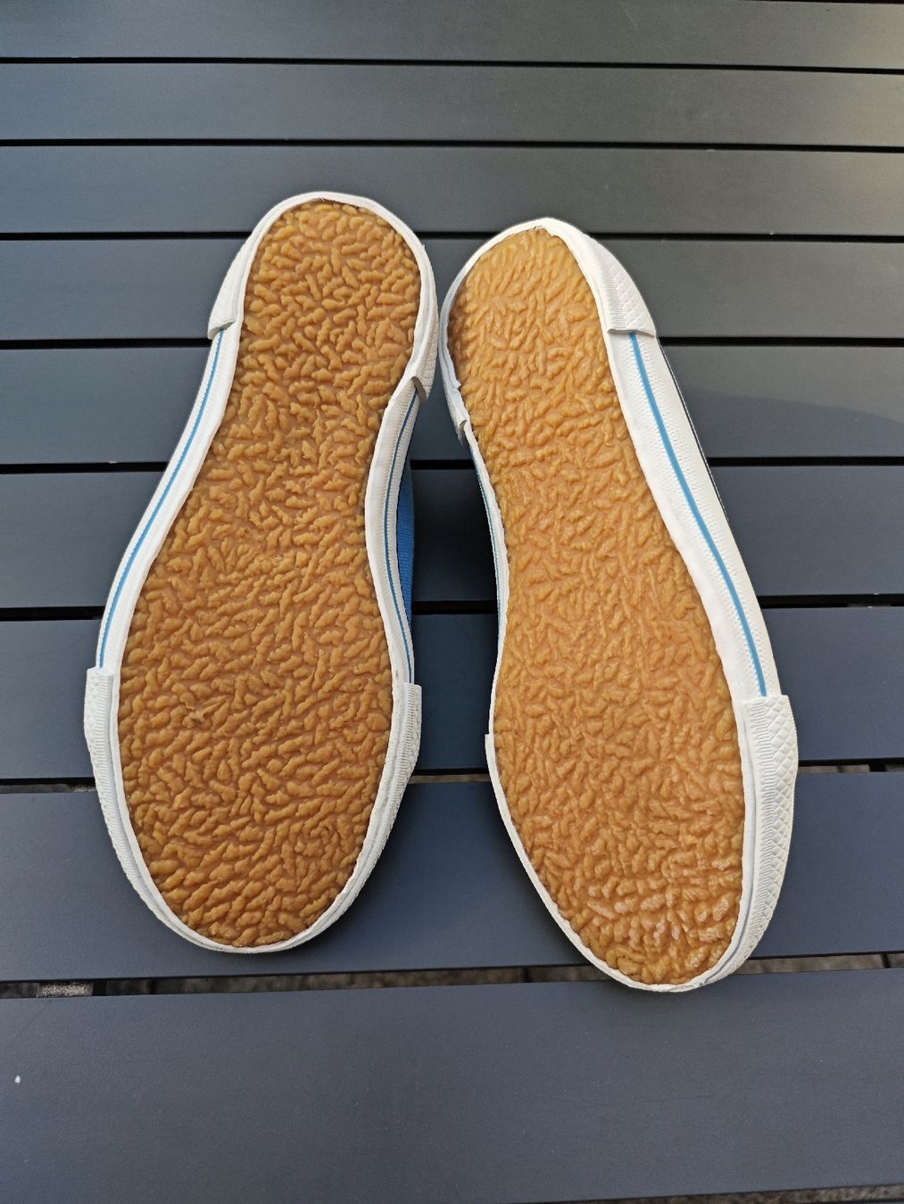 Jako-O Scarpe per ragazzi: Schuhe Jako-o Gr 35 – Usato da Winterthur venduto da Shorna 1