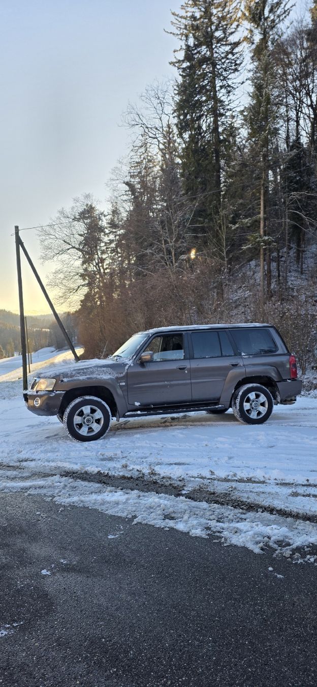 Nissan Automobili: Nissan Patrol y61 Gu – Usato da Nürensdorf venduto da rpi_n9mv 2