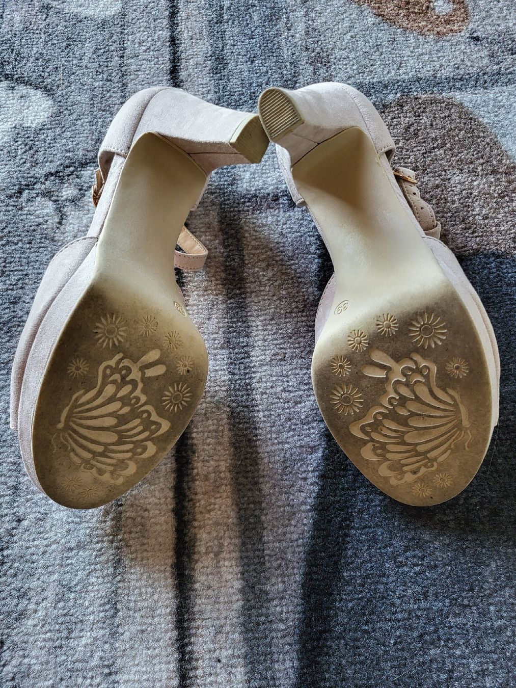 Graceland Scarpe da donna: Pumps Graceland – Nuovo (secondo la descrizione) da St. Gallenkappel venduto da Corfla 4