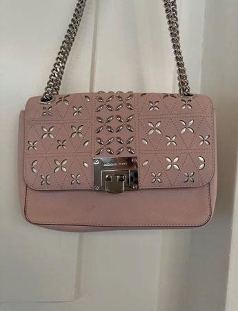 Michael Kors Handtasche rosa mit Nieten Kette guter Zustand