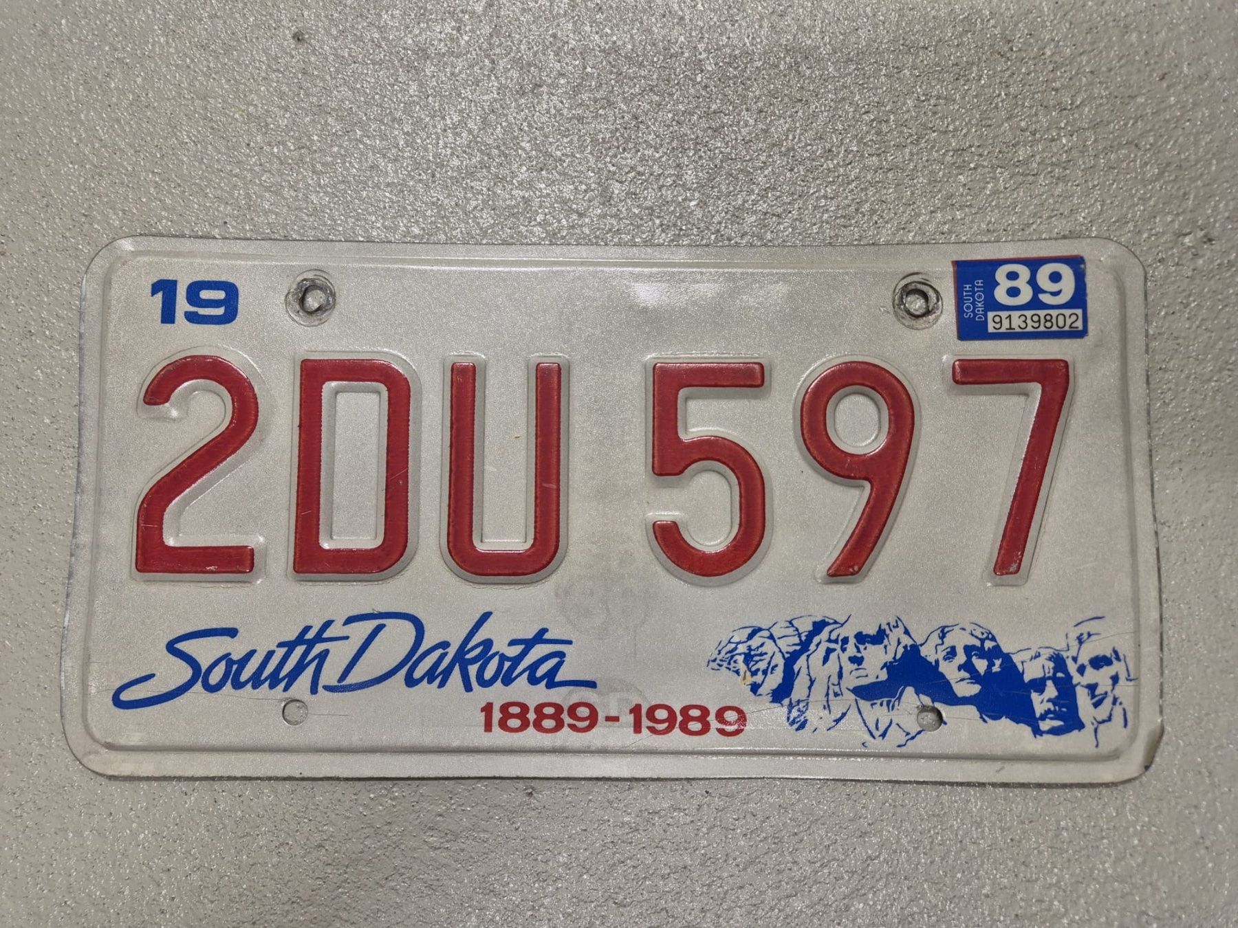 Insegne: US-Kontrollschild South Dakota – Usato da Lachen SZ venduto da myr_qk5y