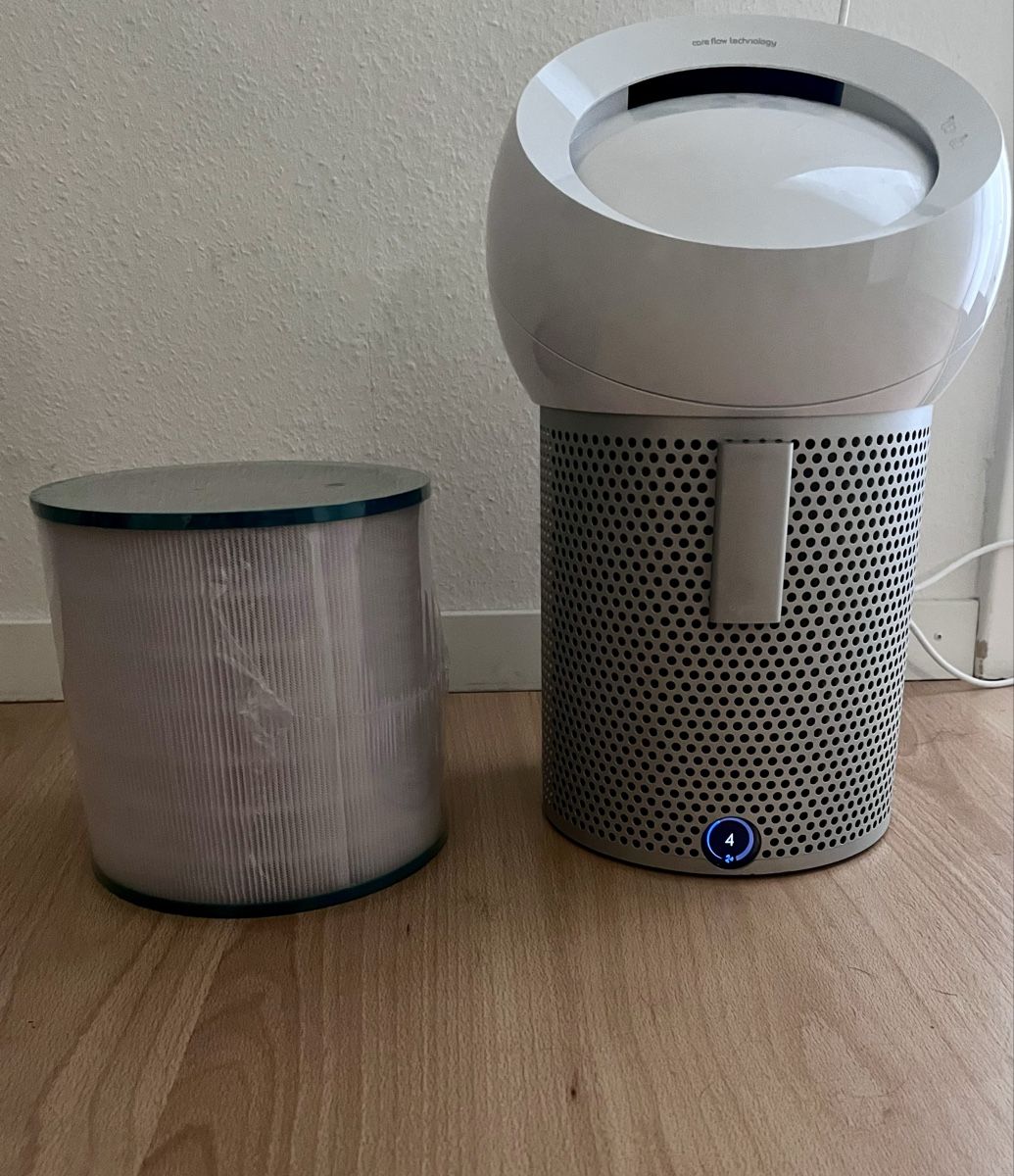 Dyson Purificatori d'aria: Dyson Pure Cool Me Mod. BP01 Ventilator inkl. gratis Filter – Usato da Ebnat-Kappel venduto da Privat1935